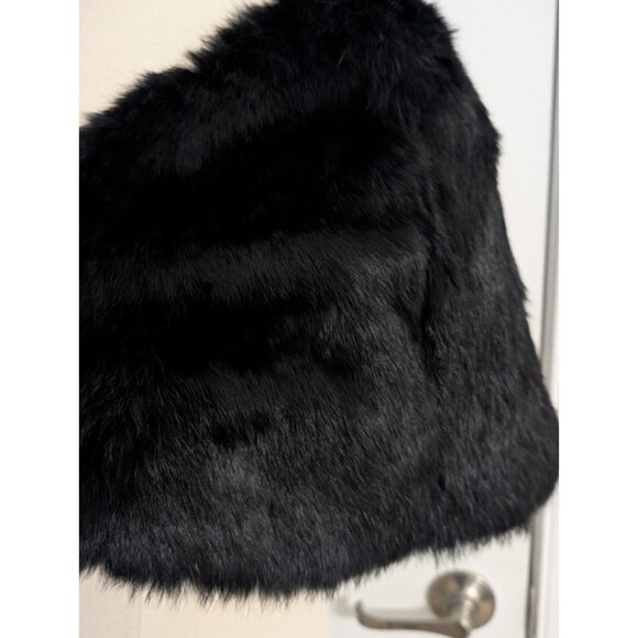 Lord and Taylor 100% Black Rabbit Fur Shrug Capelet Shawl Brooch - Picture 4 of 10